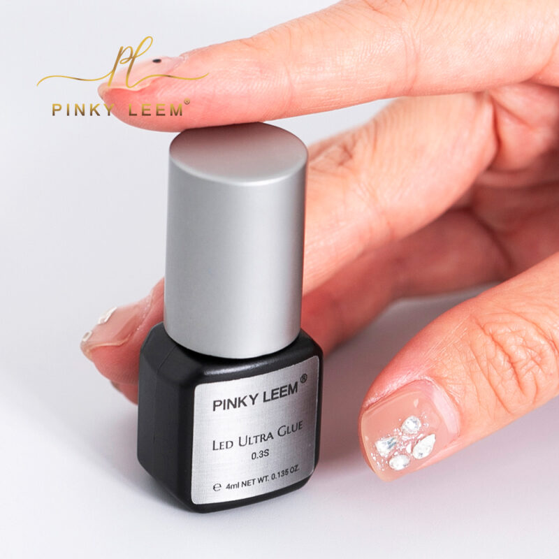 0.3S UV Eyelash Glue - Image 5