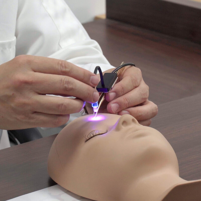 TL 03 LED Wire Controlled Tweezer Light - Image 4